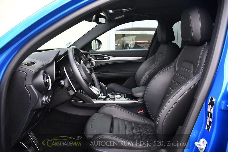Alfa Romeo Stelvio 2.0 Turbo 16V 206kW Veloce Q4 - fotka 10 z 53