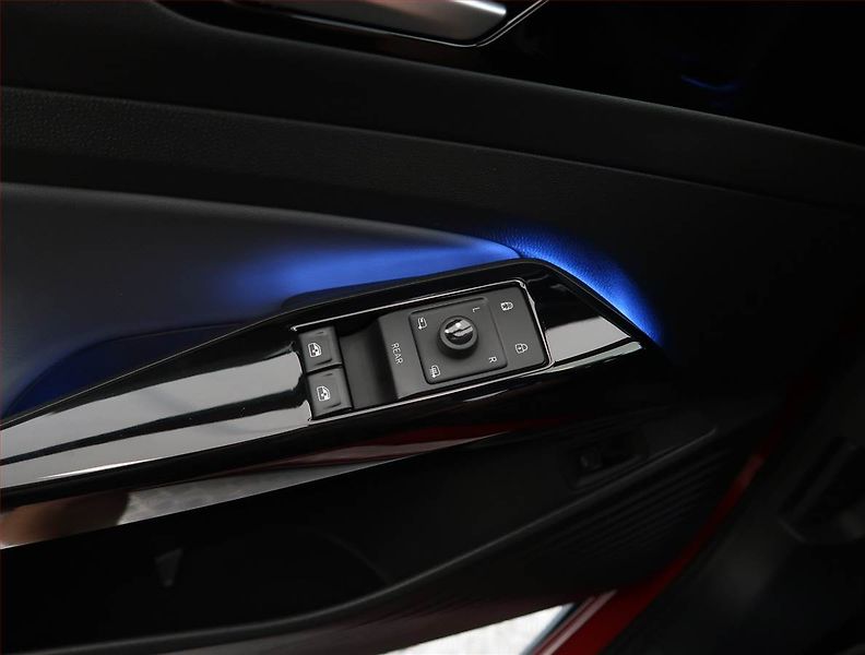 Volkswagen ID.5 (2022) Pro Perf. (82 kWh), SoH 92% - fotka 28 z 30