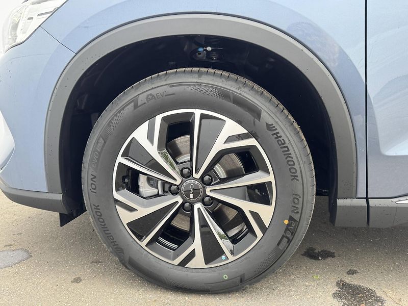 BYD Seal 5 DM-i (2026) Design 1,5 - fotka 11 z 30