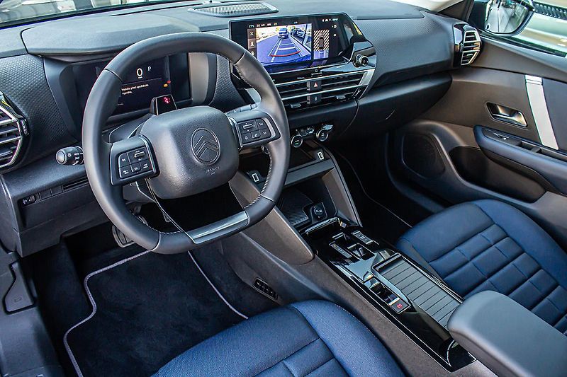 Citroën C4 1,2 COLLECTION Hybrid 145k Aut - fotka 11 z 19