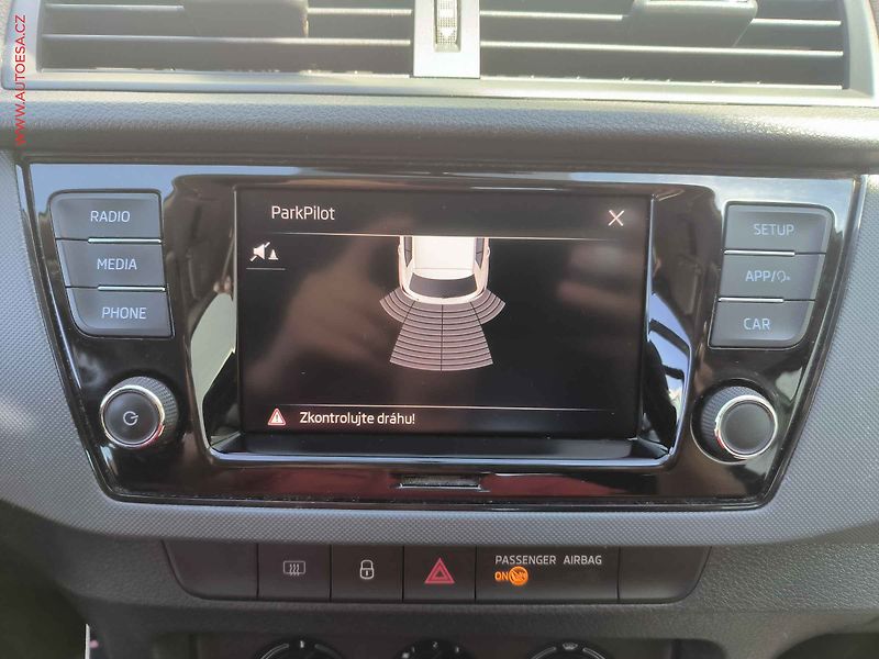 Škoda Fabia (2019) 1.0 MPi, Active, AC - fotka 13 z 16
