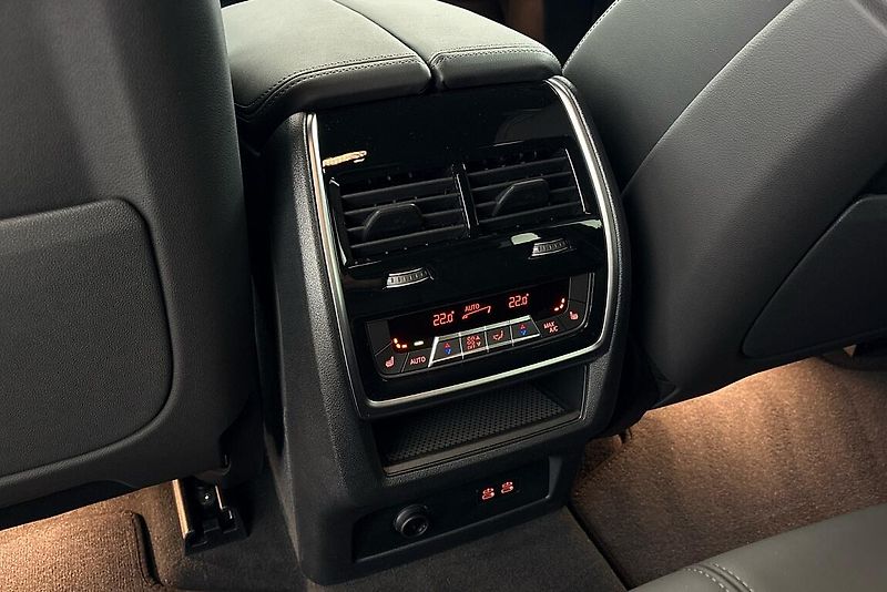 BMW X5 xDrive40d - fotka 24 z 26
