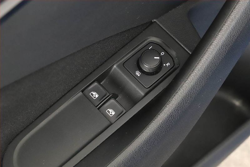 Škoda Scala (2019) 1.5 TSI, Tempomat - fotka 12 z 12