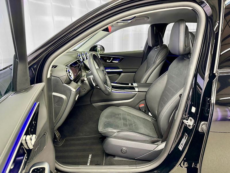 Mercedes-Benz GLC d 4MATIC AMG, DISTRONIC, MBUX, - fotka 11 z 29