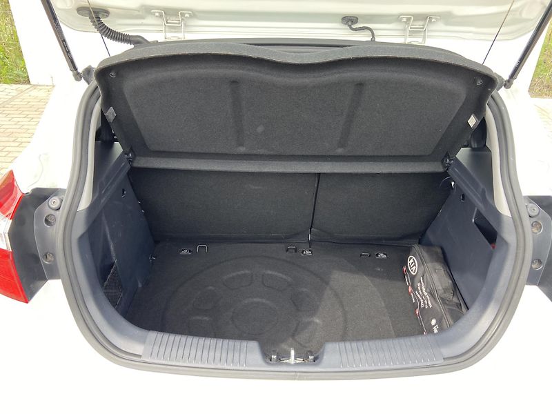 Kia Rio 1.25 CVVT 61kW Comfort PLUS - fotka 12 z 18