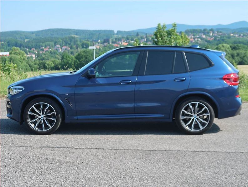 BMW X3 (2018) M Sport xDrive20d - fotka 3 z 14