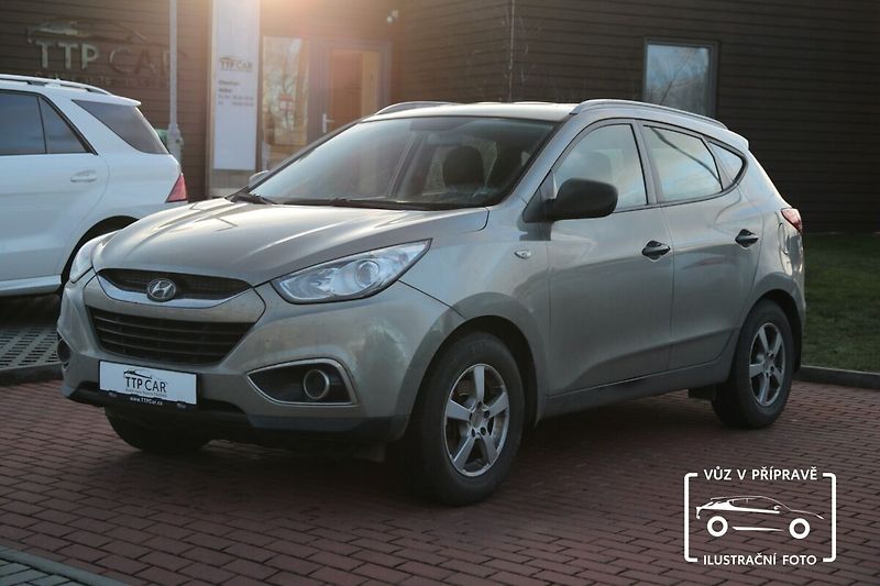 Hyundai ix35 2.0CRDI Trikolor 4x4 - fotografie inzerátu