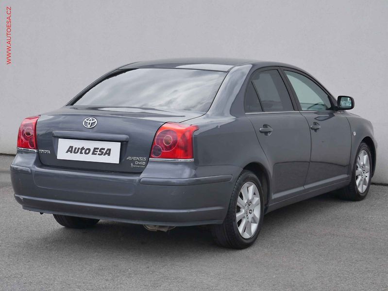 Toyota Avensis (2005) 2.2 D4D, ČR, AC, temp - fotka 4 z 19