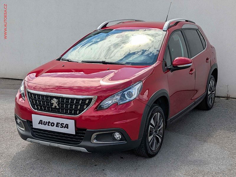 Peugeot 2008 (2018) 1.6 Blue HDi, 1.maj,ČR - fotka 3 z 14