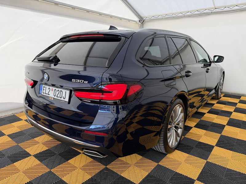 BMW Řada 5 530e*4x4*DPH*Top Výbava* - fotka 5 z 42