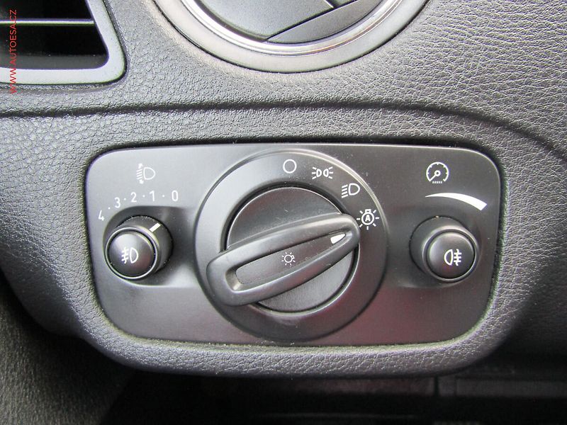 Ford S-MAX (2010) 2.0TDCI, ČR, AC, temp. - fotka 13 z 14
