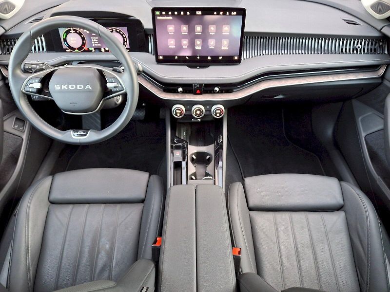 Škoda Superb (2025) Combi iV L&K DSG 1,5TSi 150kW - fotka 5 z 35