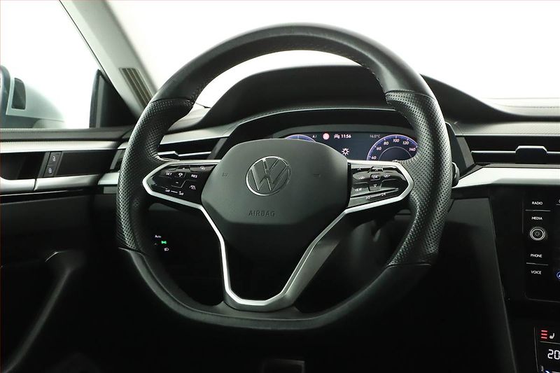 Volkswagen Arteon (2022) 2.0 TDI - fotka 15 z 18