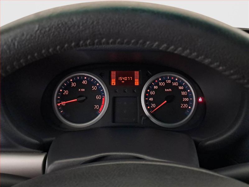Renault Clio (2005) 1.2, nová STK, Klima - fotka 11 z 14
