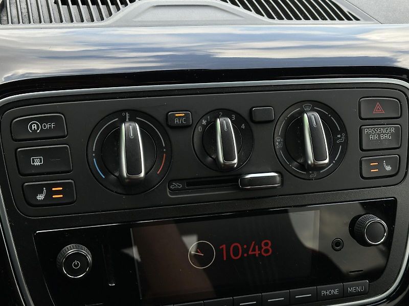 Škoda Citigo 1.0MPi Monte Carlo Automat ASG - fotka 22 z 36