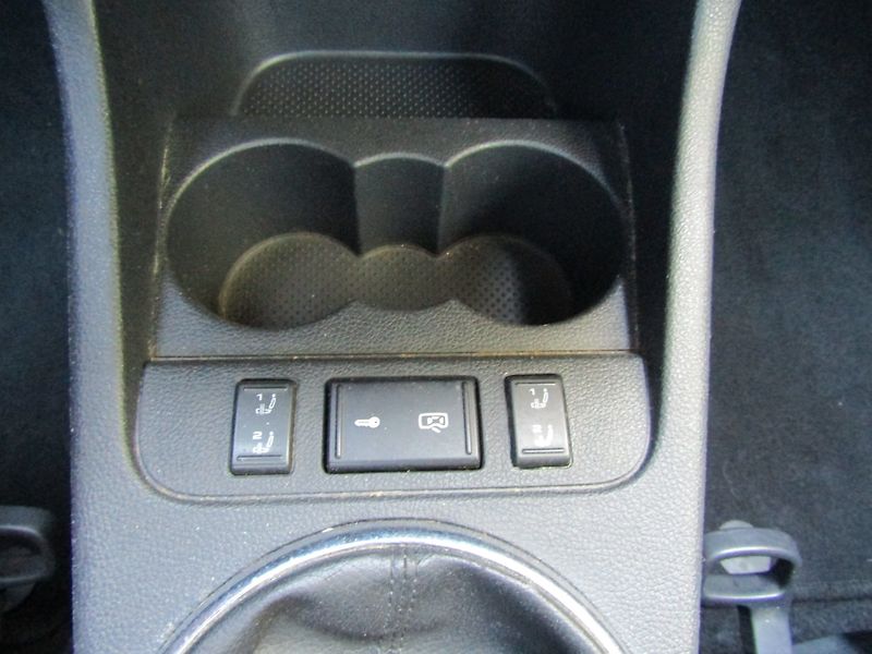 Škoda Roomster (2012) 1.6 TDI 66kW - fotka 32 z 37