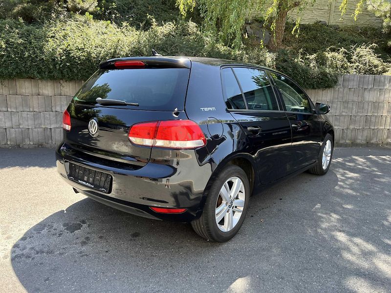 Volkswagen Golf 1.6 TDi NOVÁ STK PO ROZVODECH - fotka 9 z 10