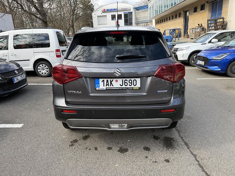 Suzuki Vitara 1,4 Premium Hybrid - fotka 6 z 13