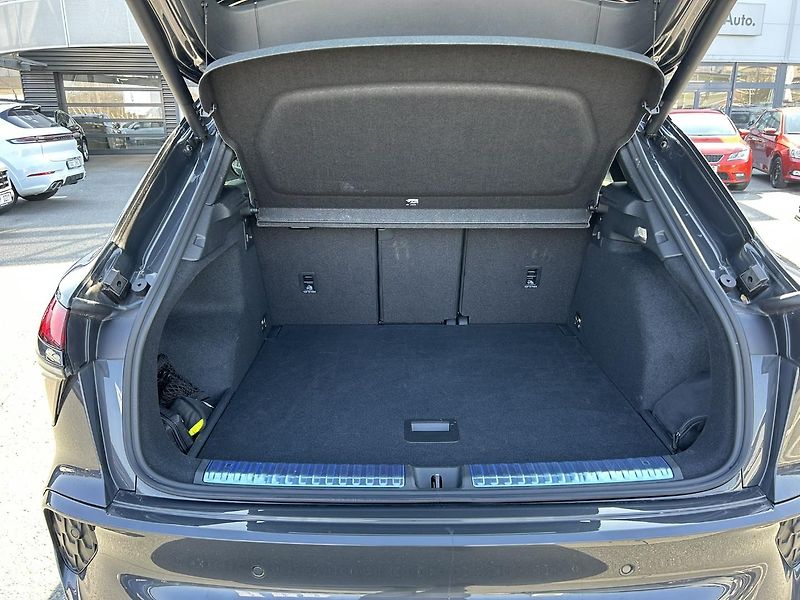Audi Q3 TDI 110 kW - fotka 16 z 23