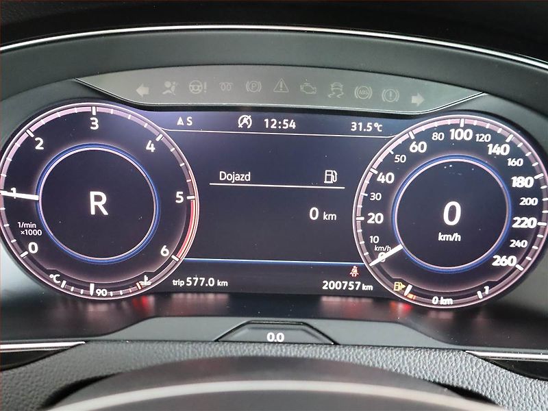 Volkswagen Passat (2018) Highline 2.0 TDI, Automat - fotka 11 z 27