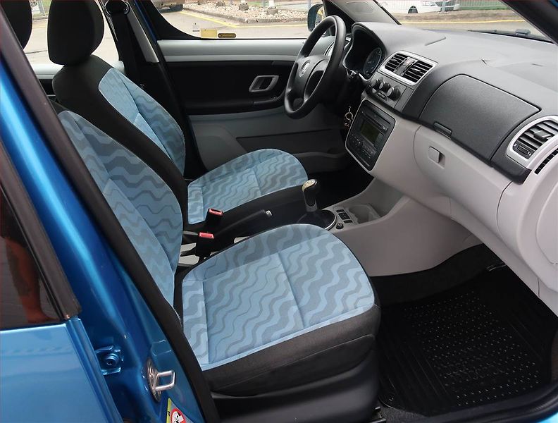 Škoda Roomster (2006) 1.2 12V, ČR,1.maj, po STK - fotka 9 z 13