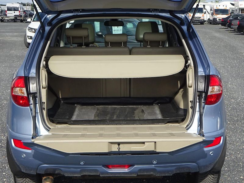 Renault Koleos 2.0dCi 110kW AUTOMAT 4x4 ČR - fotka 8 z 32