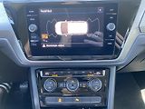Volkswagen Touran 1.4 TSI 110kW- 1xMAJ.- 7 MÍST - náhled 24