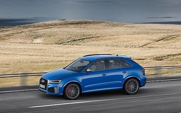 Audi RS Q3 performance.