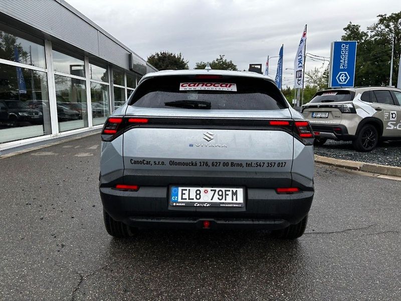 Suzuki e VITARA Elegance 61 kWh - fotka 6 z 14