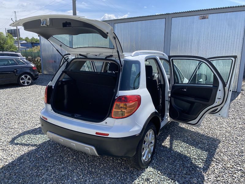 Fiat Sedici 1.6i 16v 120PS CITY STK PĚKNÝ! - fotka 132 z 154