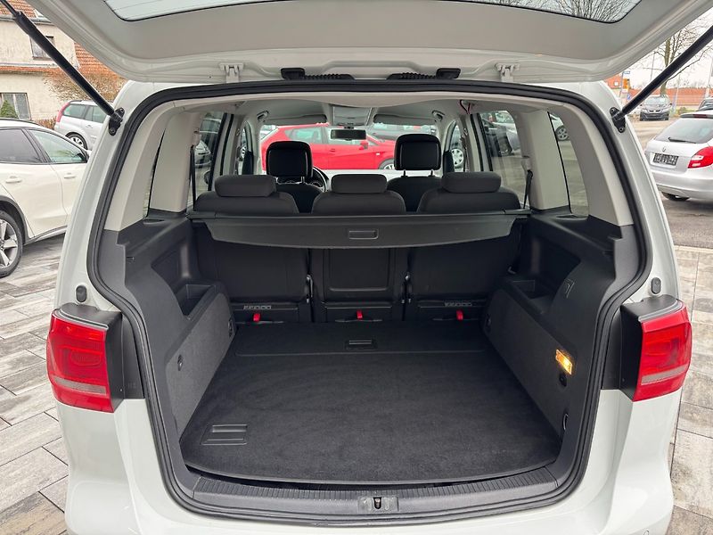 Volkswagen Touran (2014) Comfortline 1.6 TDI 77kW - fotka 20 z 29