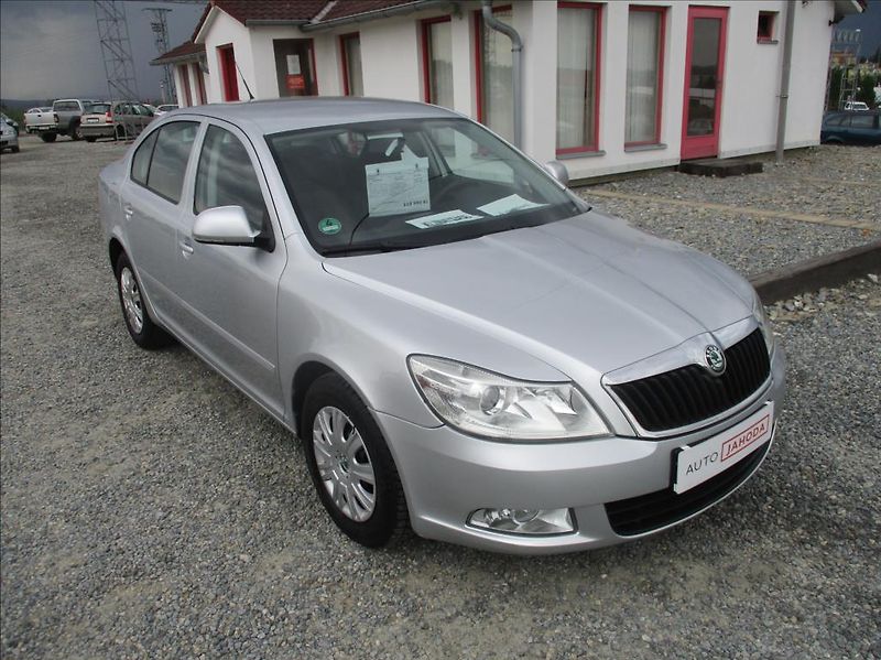 Škoda Octavia 1,4 TSI, klima, serv. kniha, - fotografie inzerátu