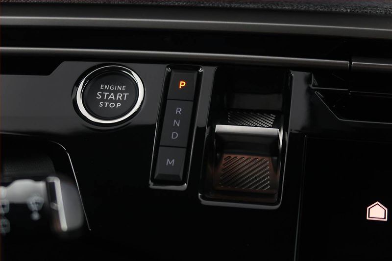Peugeot 5008 (2025) Allure PureTech 130 - fotka 13 z 20