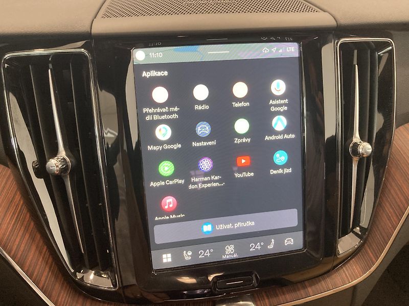 Volvo XC60 T6 eAWD Recharge Plus Dark AT8 - fotka 22 z 30
