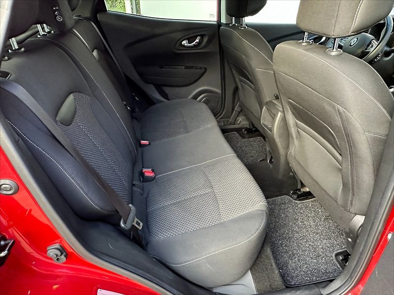 Renault Kadjar 1,2 TCe 96KW-CZ-SERVIS!! - fotka 14 z 39