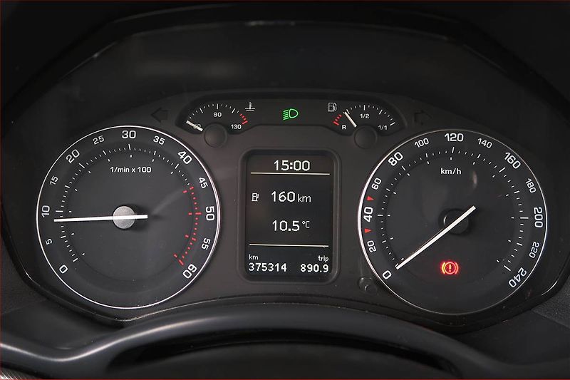 Škoda Octavia (2007) 2.0 TDI, po STK, dobrý stav - fotka 11 z 13