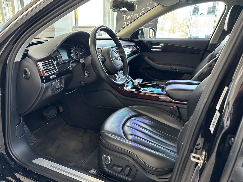 Audi A8 3,0TDI 185kW Quattro - fotka 17 z 19