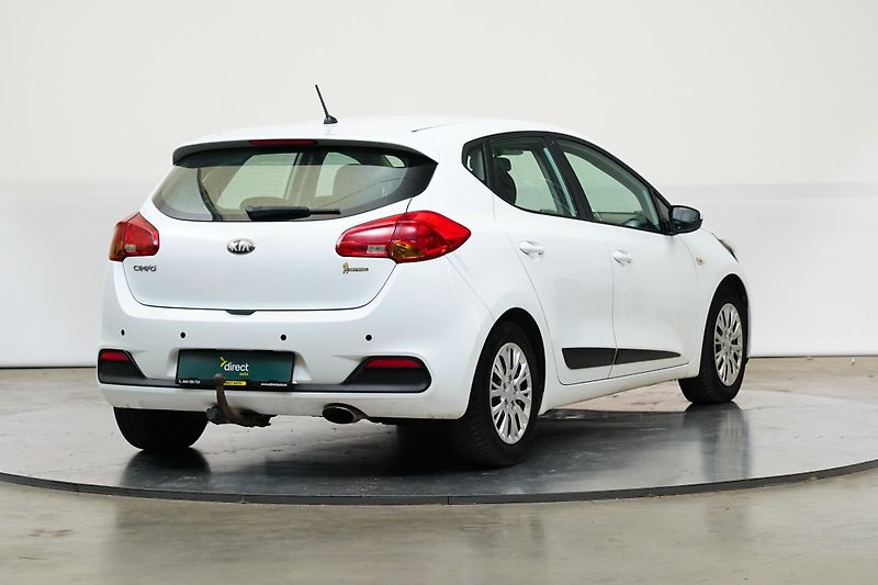 Kia Ceed - fotka 2 z 26