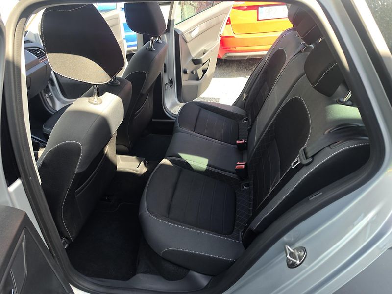 Škoda Fabia 1.0 TSI 46tkm - fotka 7 z 18