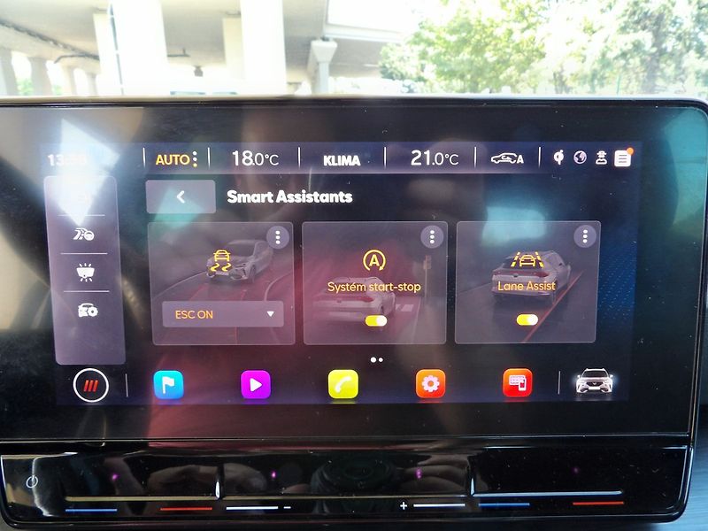 Cupra Formentor 1.5TSI DSG Virtual LED ACC - fotka 10 z 35