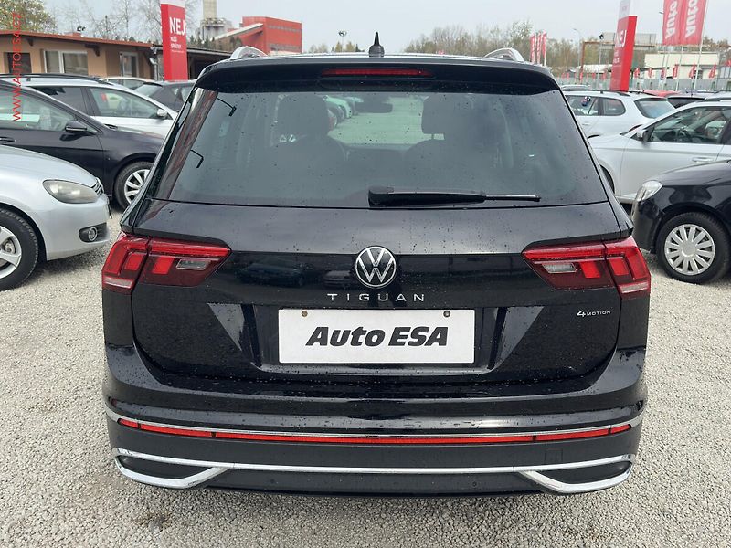 Volkswagen Tiguan (2021) 2.0 TDi 4x4, DSG, LED, kamera - fotka 5 z 21