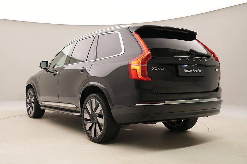Volvo XC90 T8 AWD PLUG-IN ULTIMATE BRIGHT - fotka 11 z 72