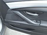 BMW Řada 5 (2014) 525d M xDRIVE/HEAD-UP/PANORAMA - náhled 30