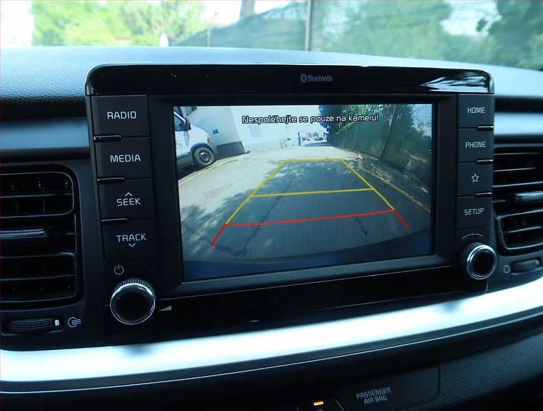 Kia Stonic (2018) Exclusive 1.25 CVVT, Tempomat - fotka 17 z 19