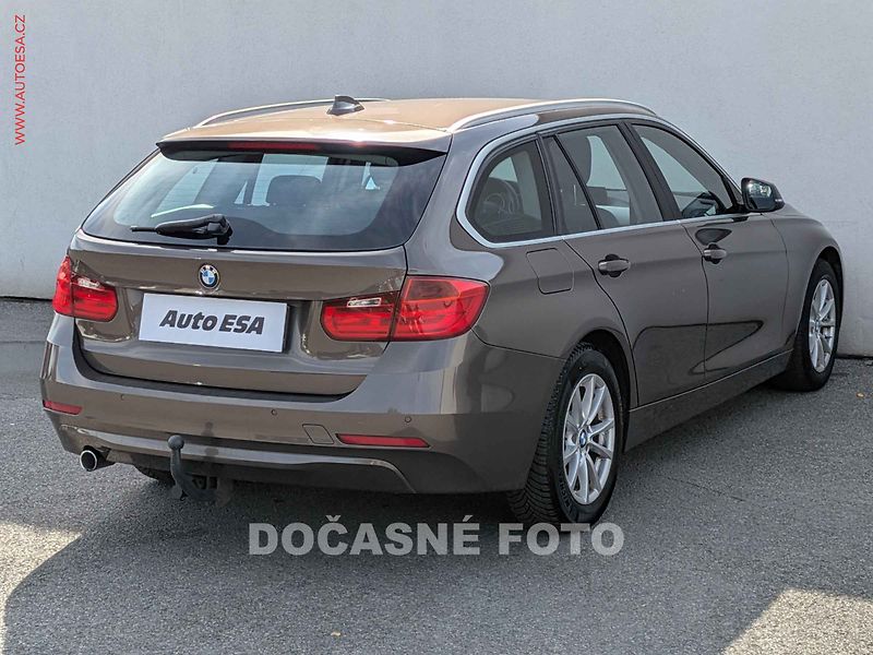 BMW Řada 3 (2015) 2.0 D 316d, AC, navi - fotka 4 z 13