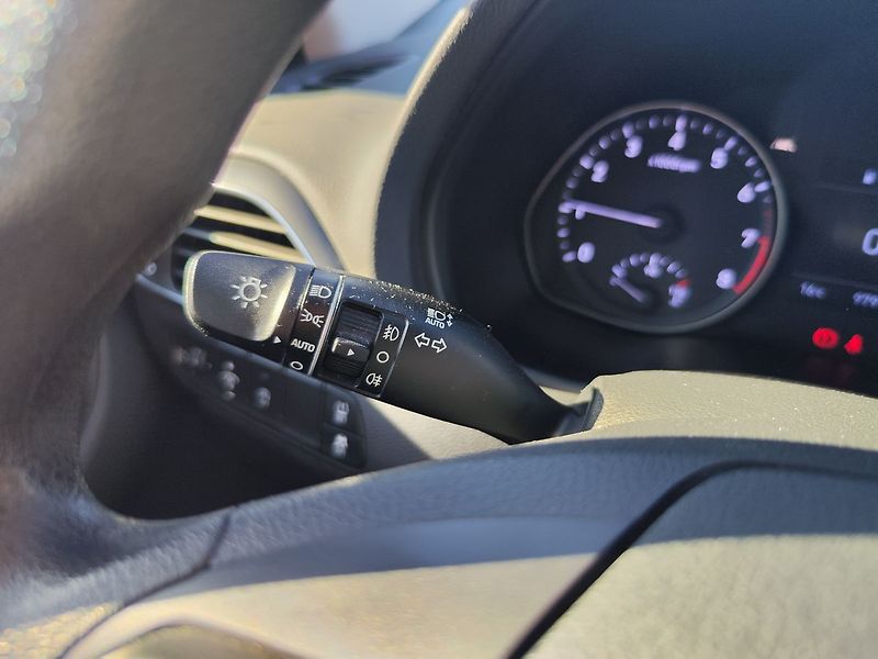 Hyundai i30 1.0 T-GDI/88kW Start Plus - fotka 21 z 28