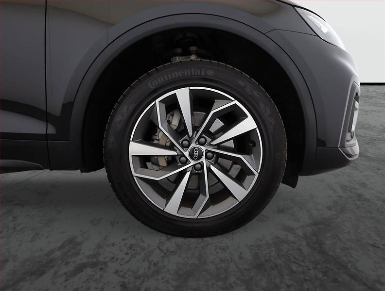 Audi Q5 (2022) 40 TDI, DPH, ČR - fotka 19 z 19