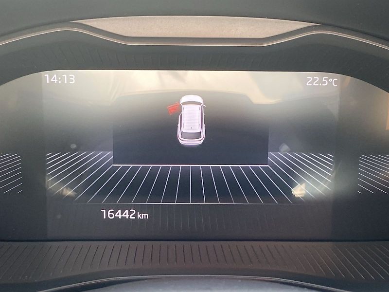 Škoda Kamiq (2025) 1.0 TSI Selection - fotka 6 z 30