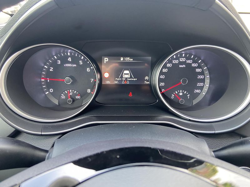 Kia Ceed SW (2025) TOP Tech+Bus 