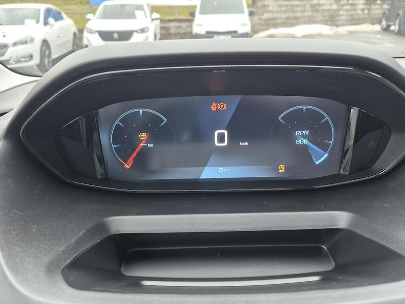 Peugeot Rifter (2026) ALLURE BlueHDi 100 S&S MAN6 N1 - fotka 20 z 22